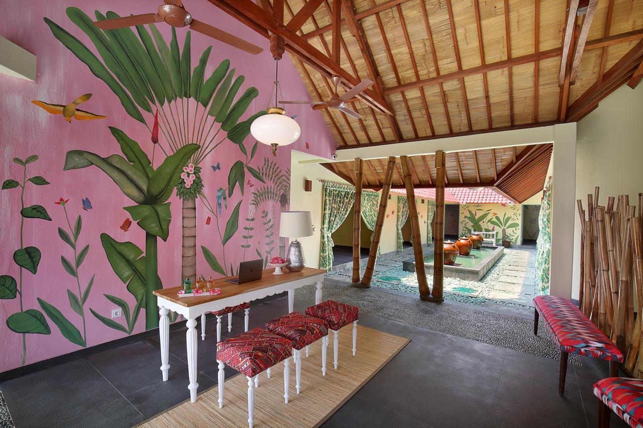 सहारा Pinkcoco - Constant Surprises & For Cool Adults Only 3*