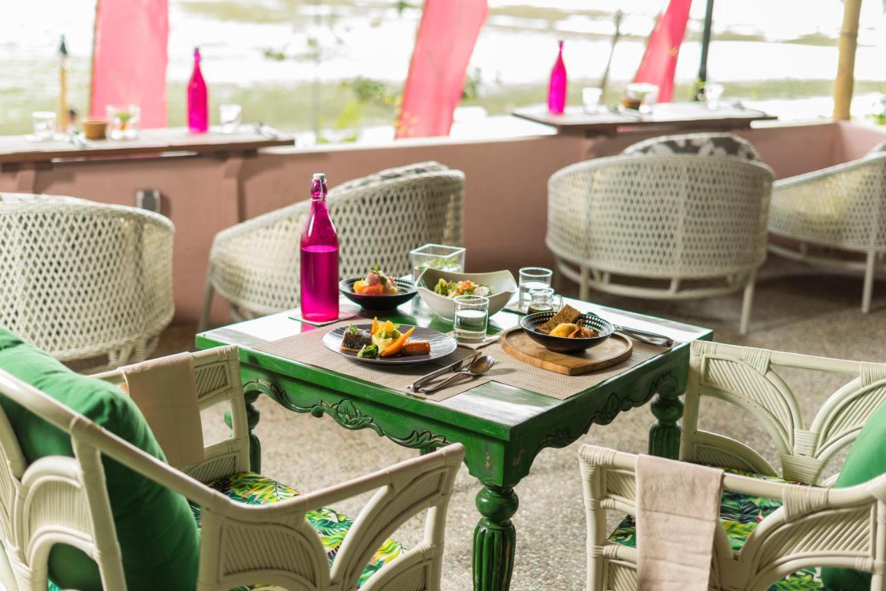 Pinkcoco - Constant Surprises & For Cool Adults Only 3* Gili Air